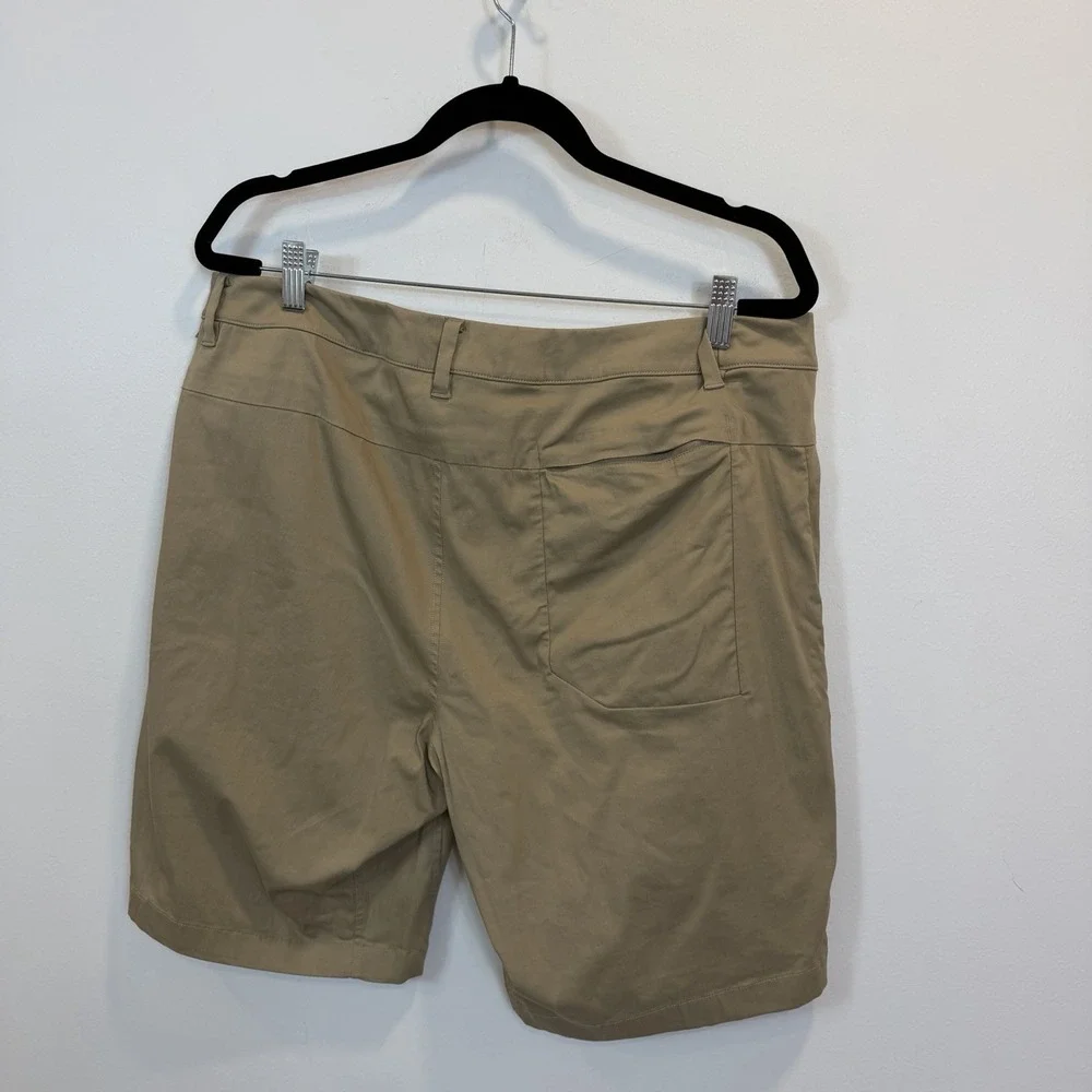 Lululemon Weekender Shorts Men's 36 Brown Khaki 9